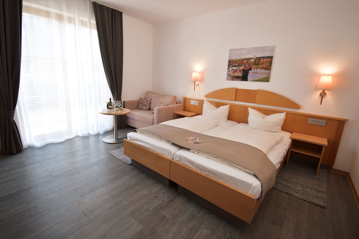 premium bedding, memory-foam beds, in-room safe, desk