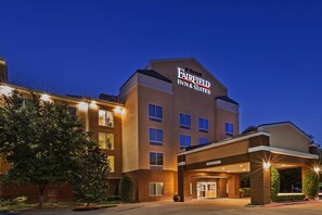 Exterior - Fairfield Inn and Suites by Marriott Austin Northwest/Domain (Austin)