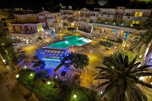 Seasonal outdoor pool - Heliotrope Hotels (Lesvos)