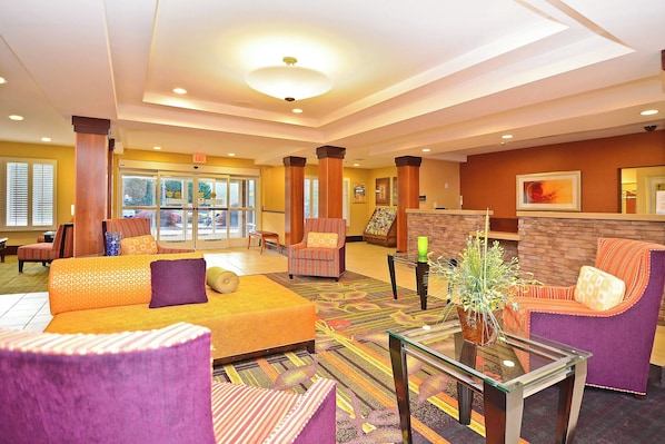 Lobby - Fairfield Inn Suites by Marriott Cherokee (Cherokee)