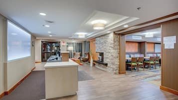 Lobby lounge