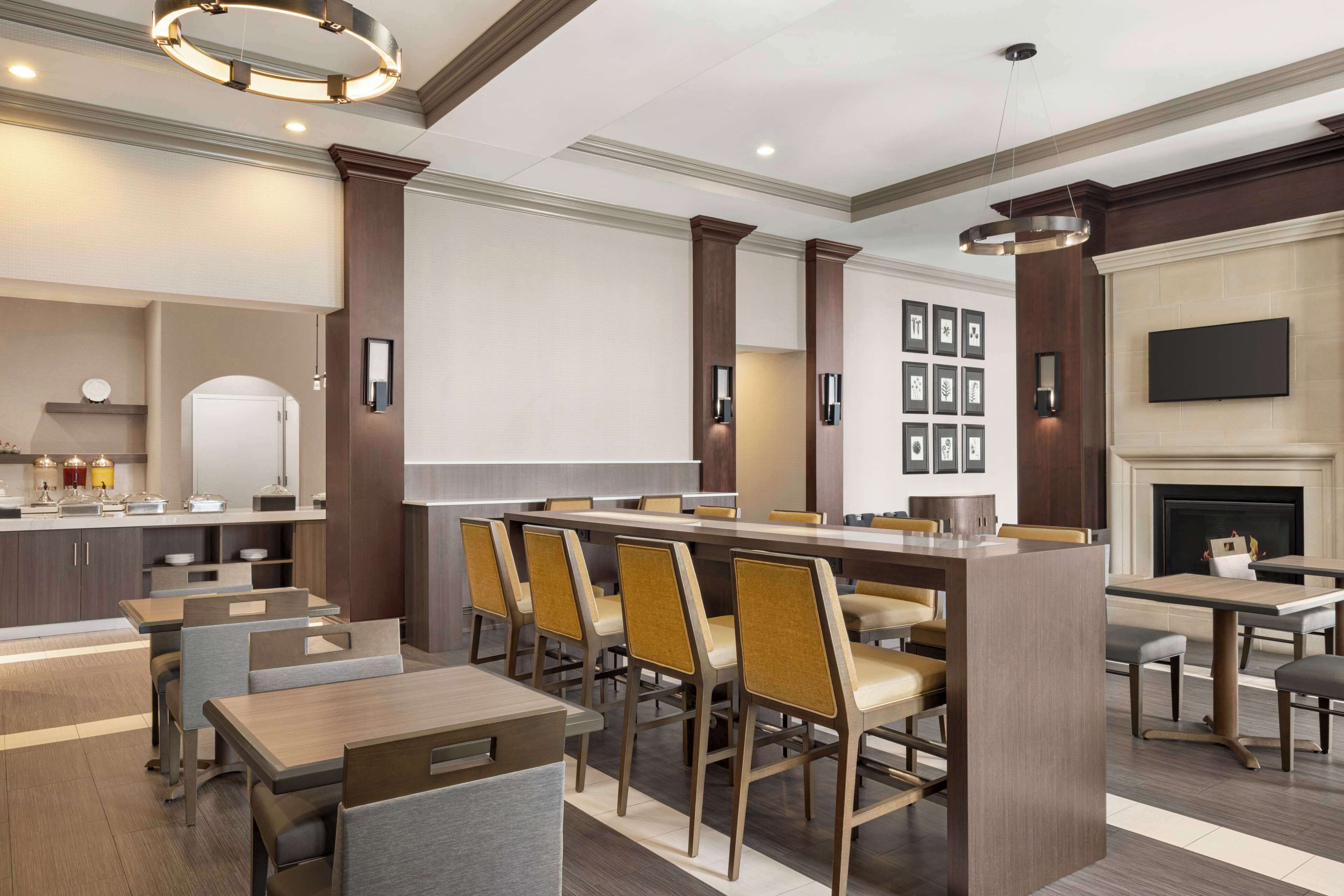 free daily on-the-go breakfast