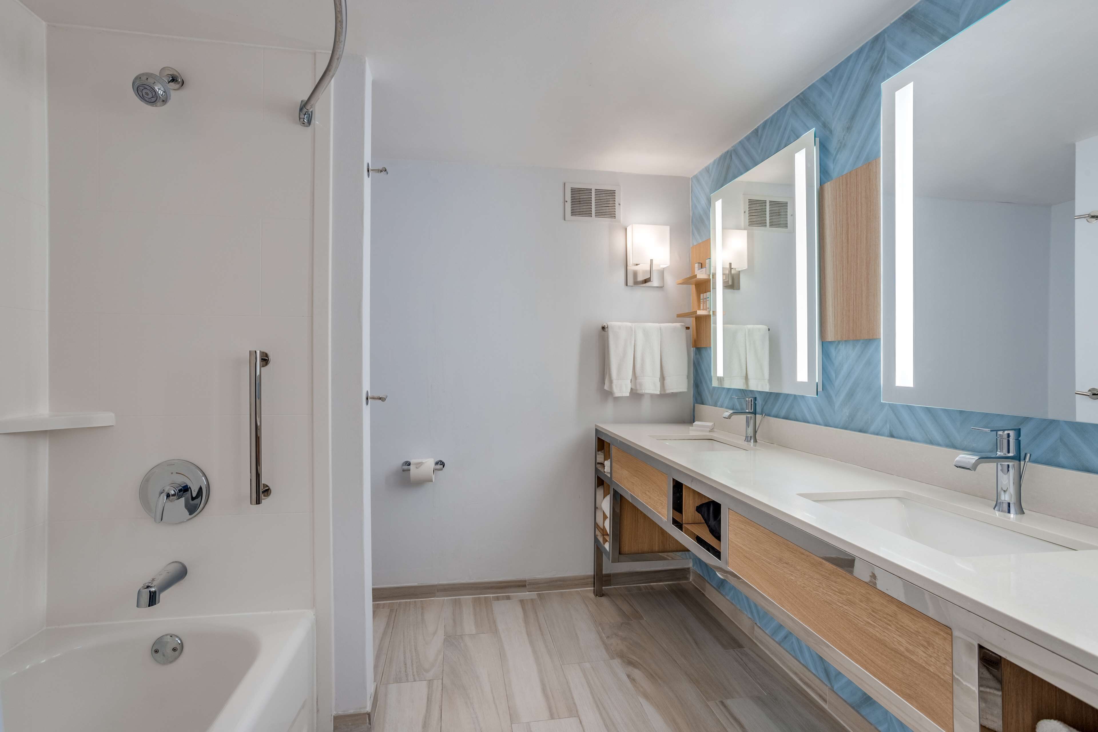 room, 1 king bed with sofa bed | bathroom | combined shower/bathtub, designer toiletries, hair dryer, towels