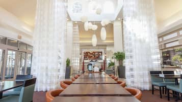 Khu sảnh