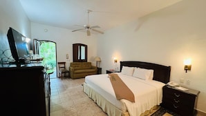 Superior King, Garden View, Ground Floor