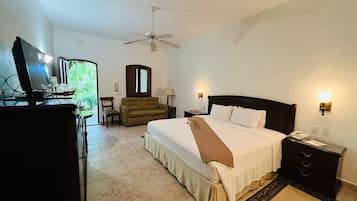 Superior King, Garden View, Ground Floor
