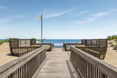 Hampton Inn & Suites Outer Banks/ Corolla