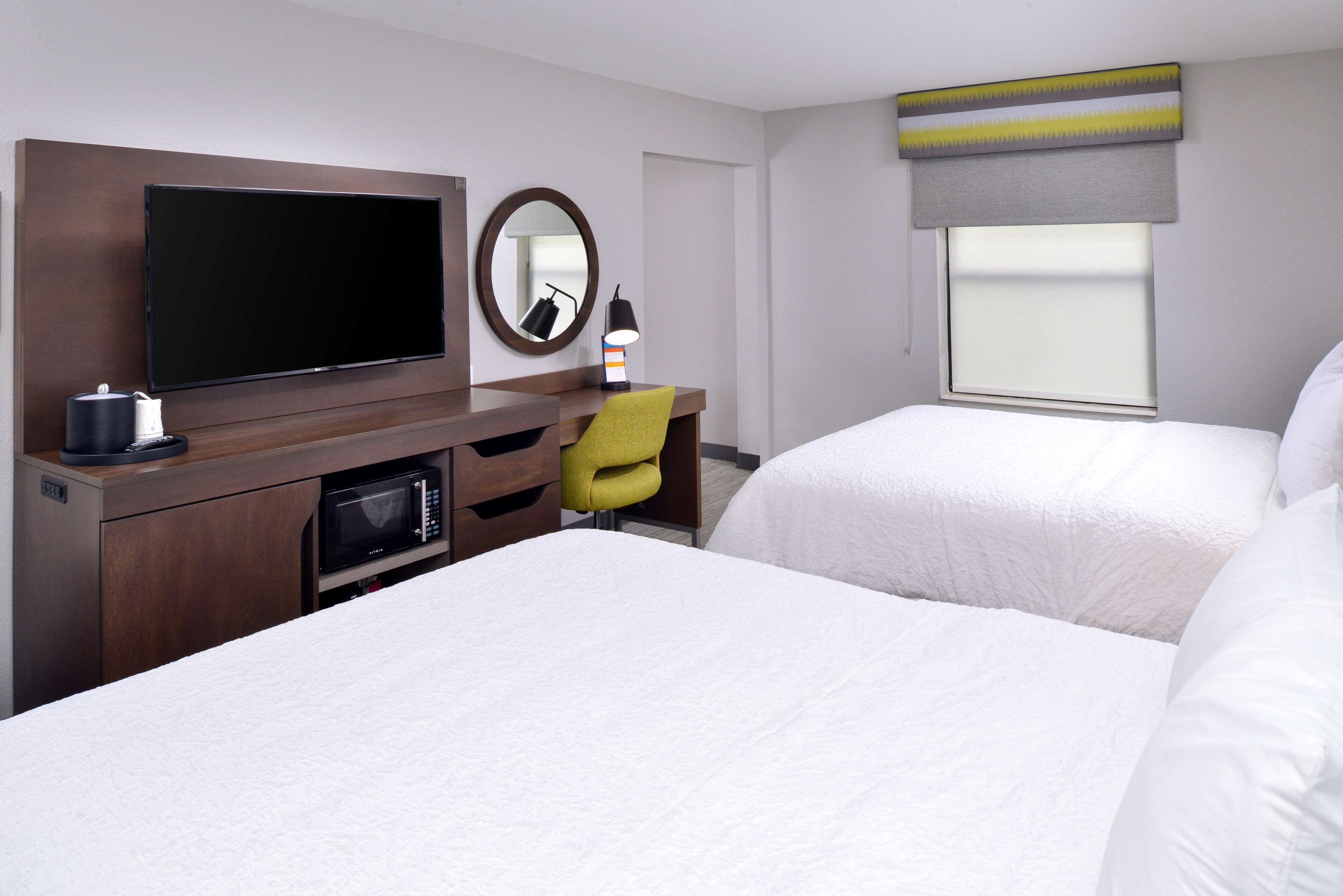 family room, 2 queen beds, non smoking | desk, iron/ironing board, free wifi, bed sheets