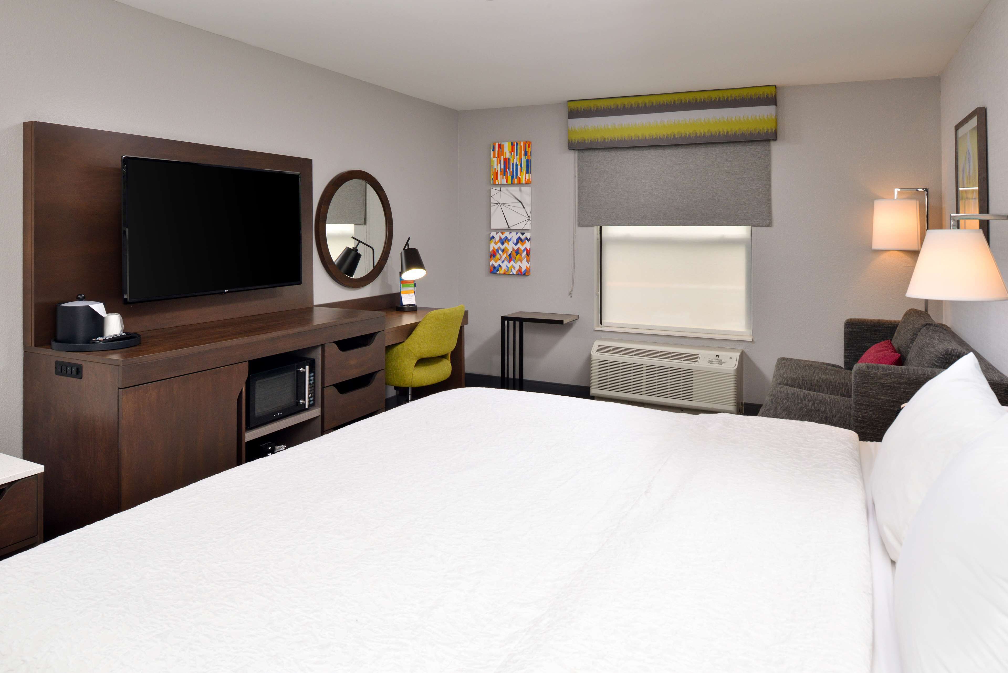 standard room | desk, iron/ironing board, free wifi, bed sheets