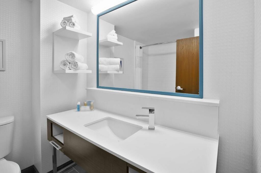 Bathroom | Hair dryer, bathrobes, towels