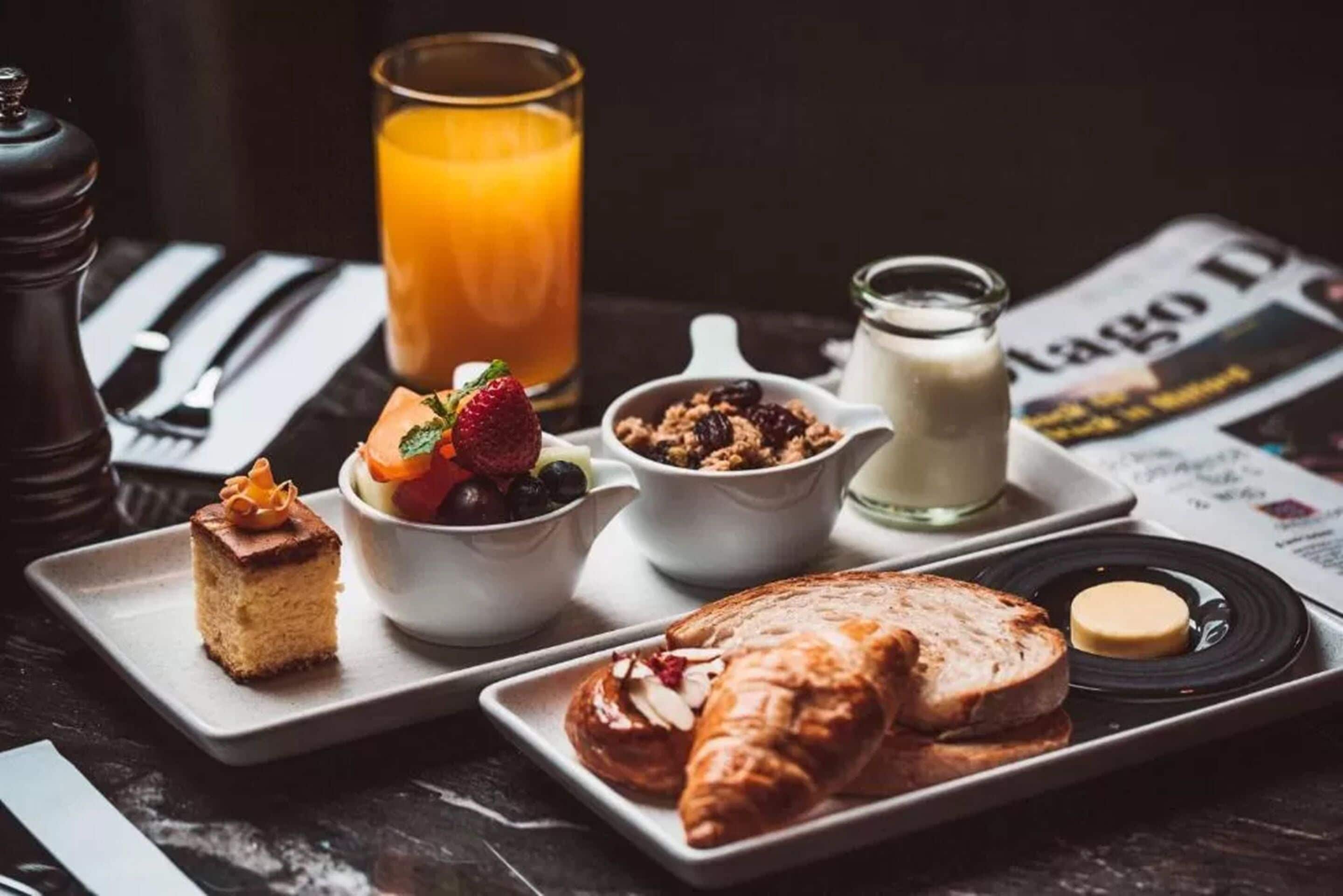 daily cooked-to-order breakfast (nzd 35 per person)