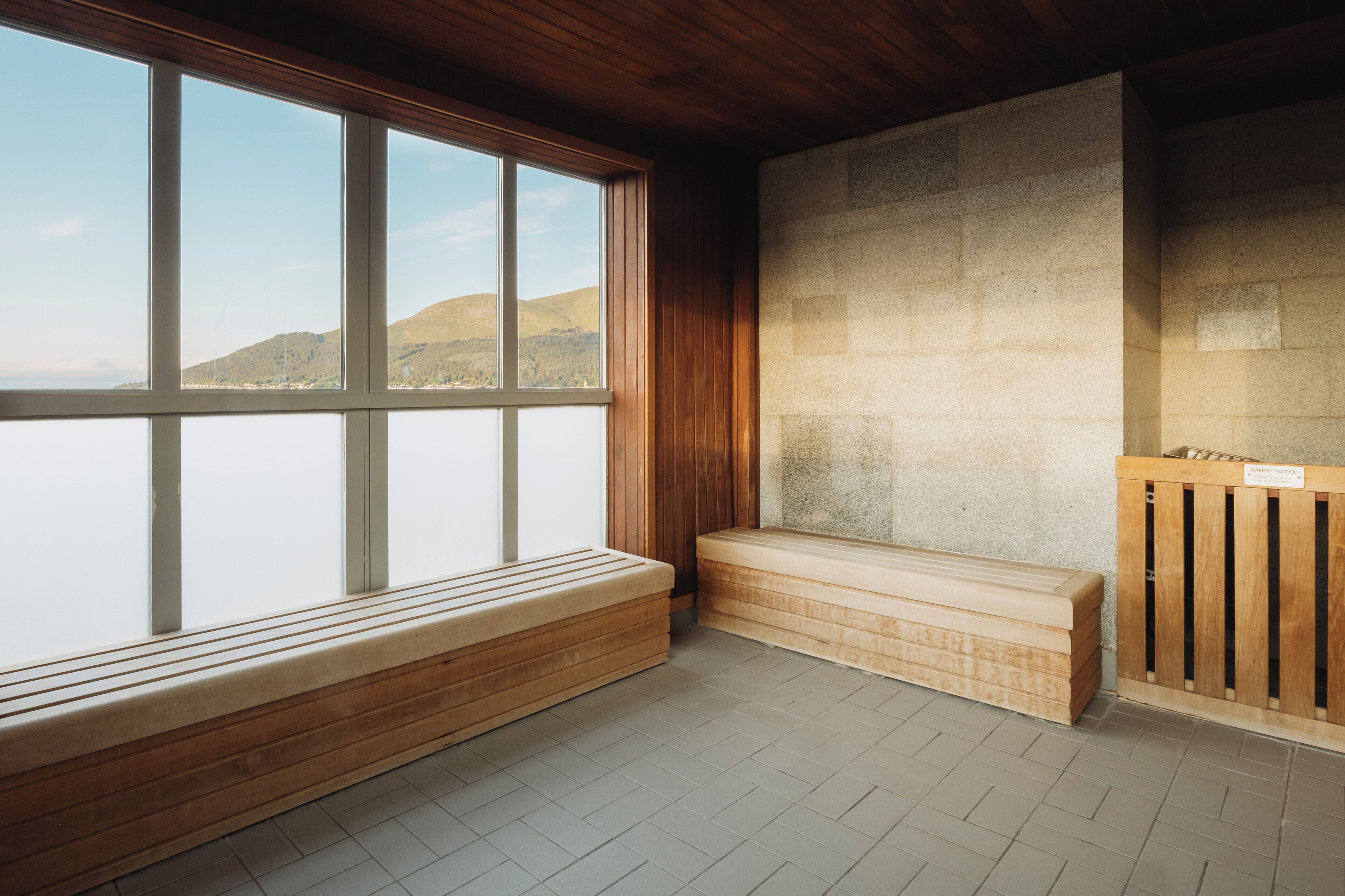 sauna, body treatments, body wraps, body scrubs, facials