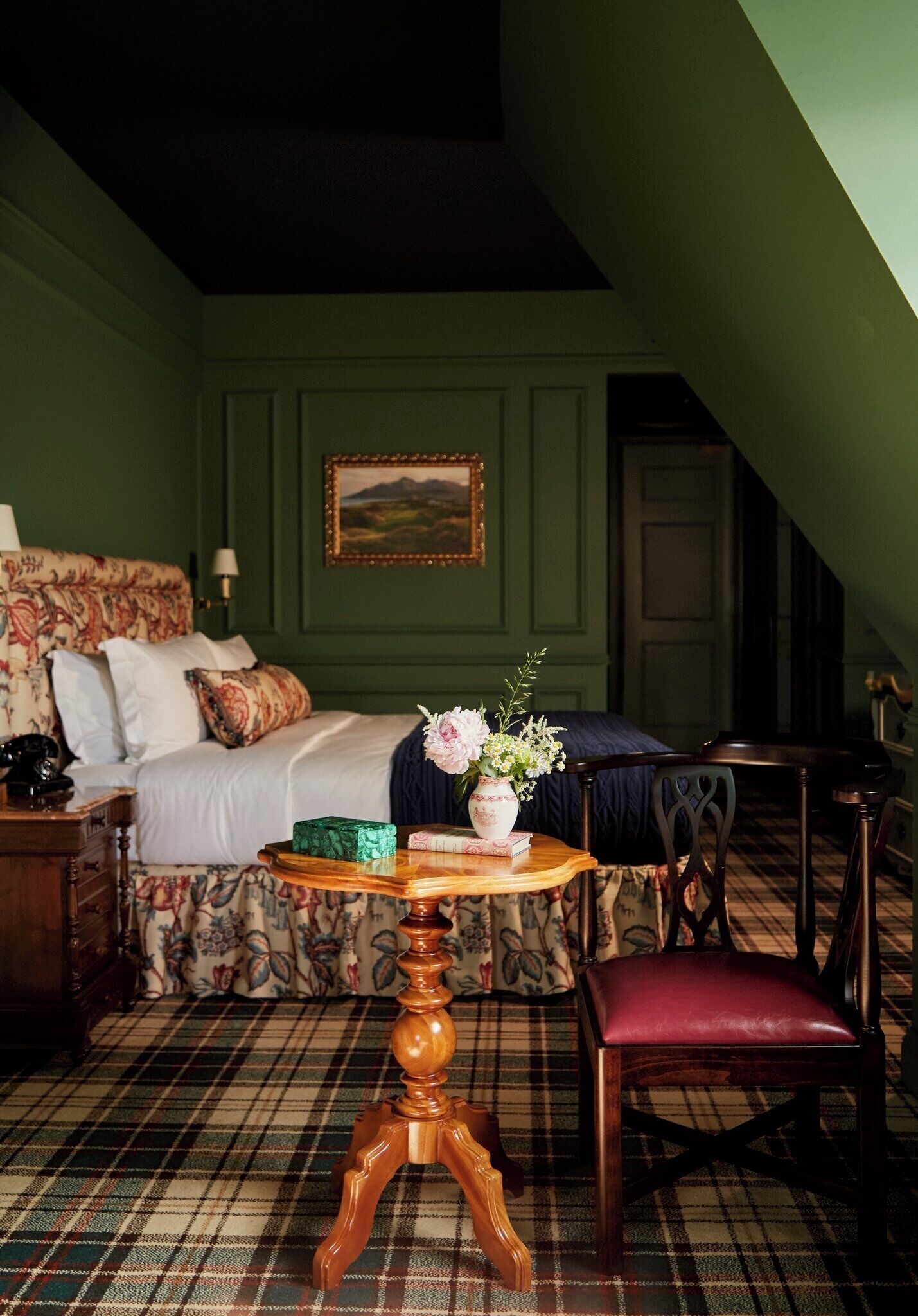 suite, 1 king bed (slieve junior suite) | hypo-allergenic bedding, in-room safe, individually decorated