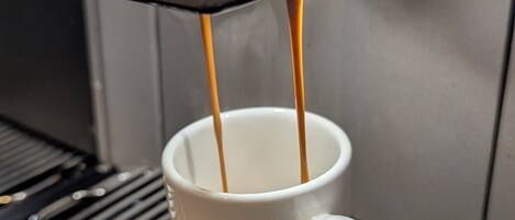 Kaffe og/eller kaffemaskin