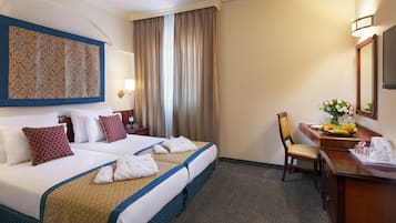Superior Twin Room | In-room safe, individually decorated, individually furnished, desk