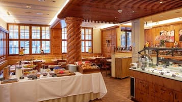 Daily buffet breakfast (CHF 20 per person)