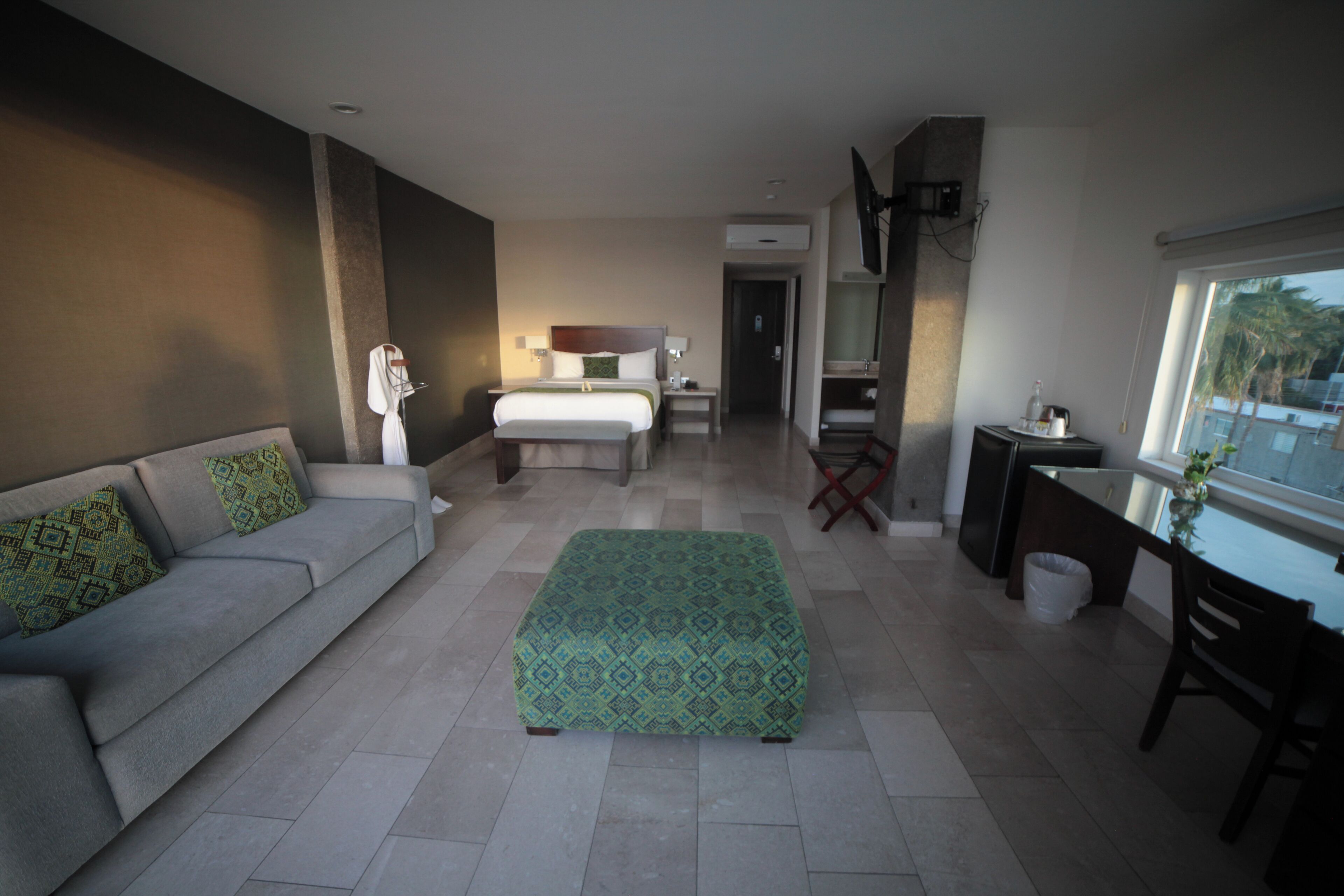 Junior-huone, merinäköala | Silitysrauta/-lauta, ilmainen Wi-Fi, vuodevaatteet, herätyskellot