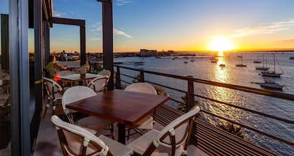 Seven Crown La Paz Malecon