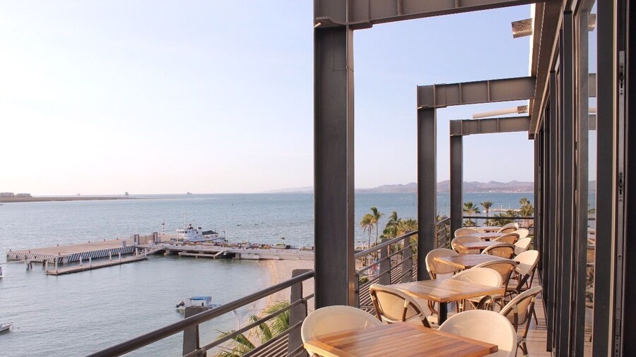 Seven Crown La Paz Malecon