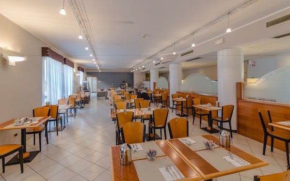 Daily buffet breakfast (EUR 10 per person)