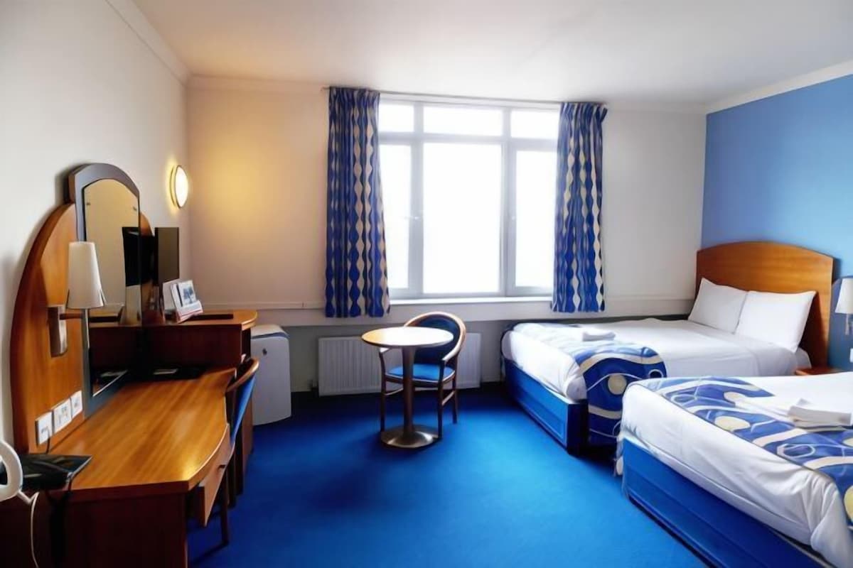 In-room safe, desk, iron/ironing board, WiFi (free)