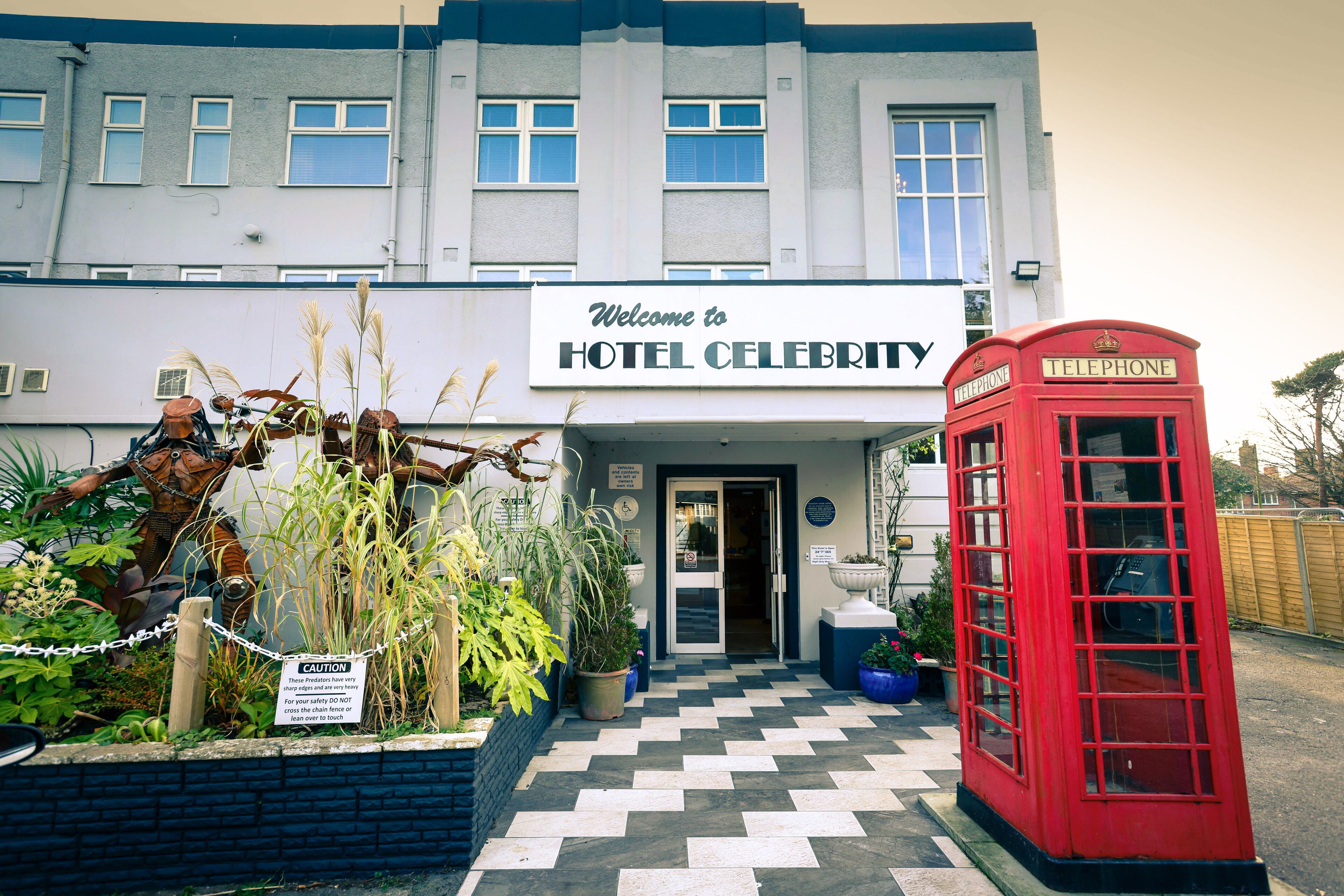 Entrada de la propiedad