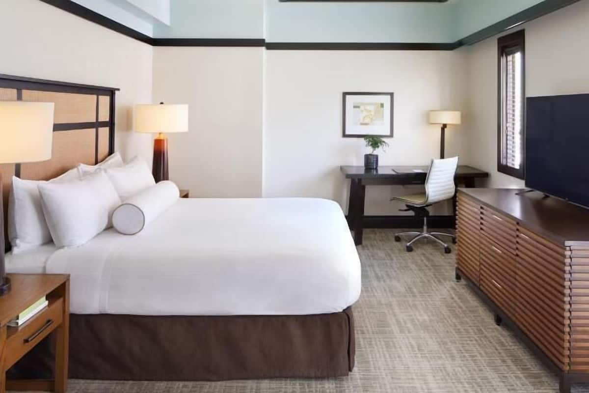 Ropa de cama de alta calidad y minibar