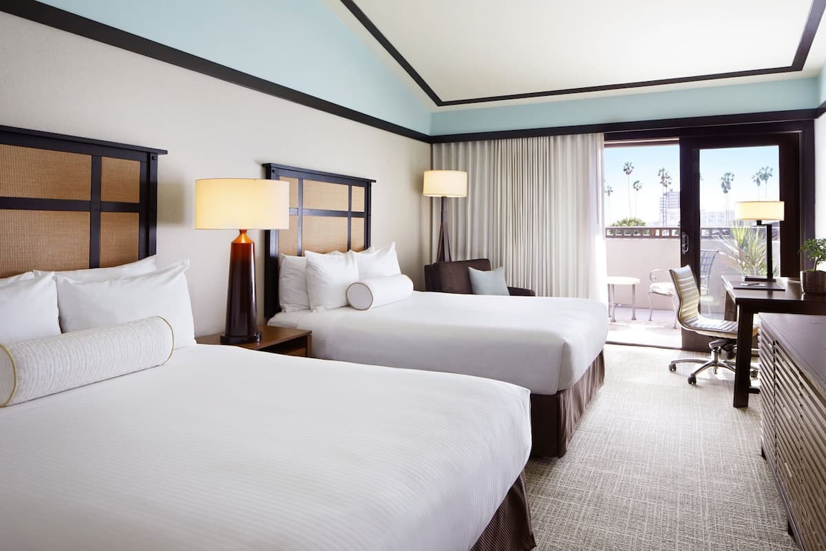 Ropa de cama de alta calidad y minibar