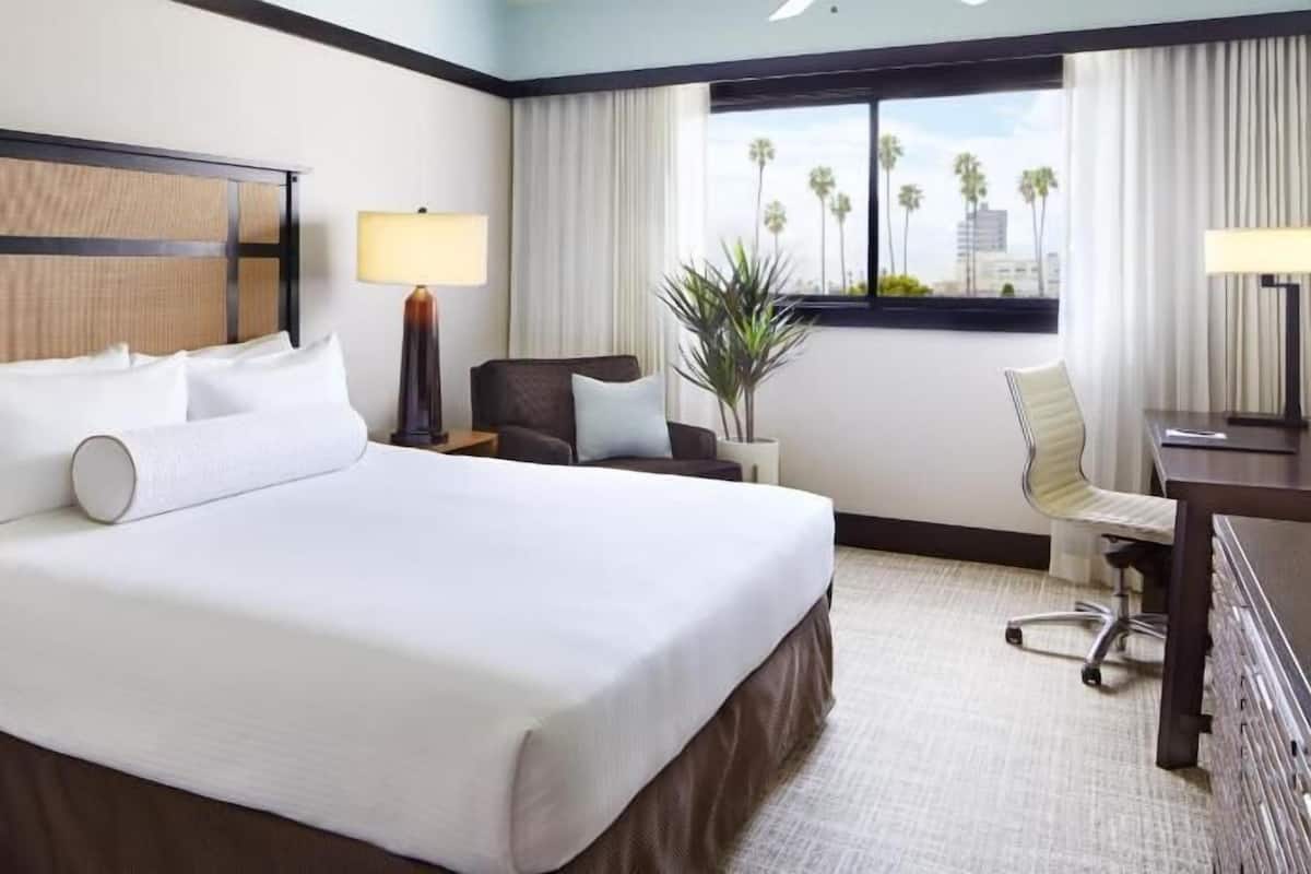 Ropa de cama de alta calidad y minibar