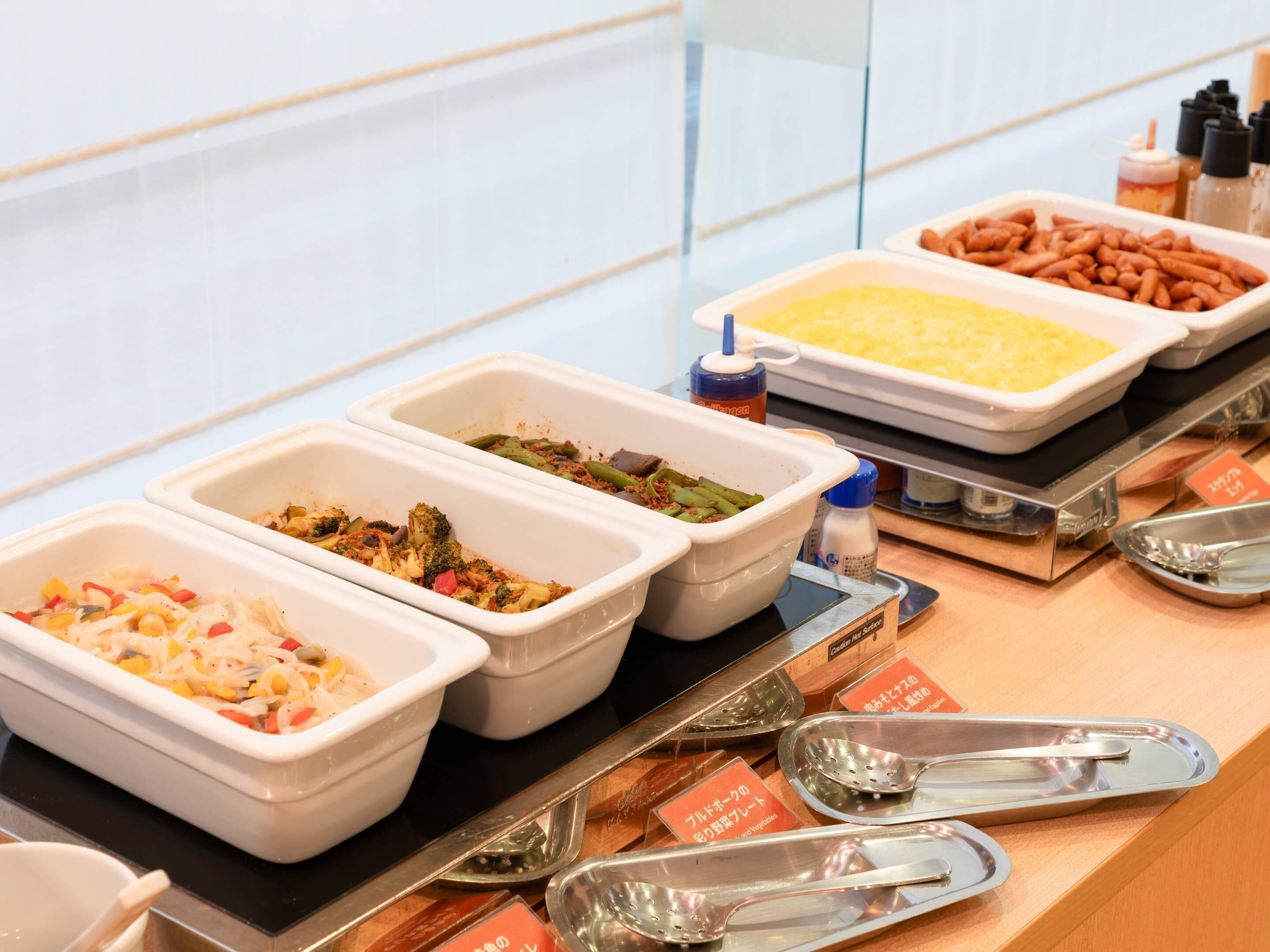 Desayuno bufé gratuito y diario