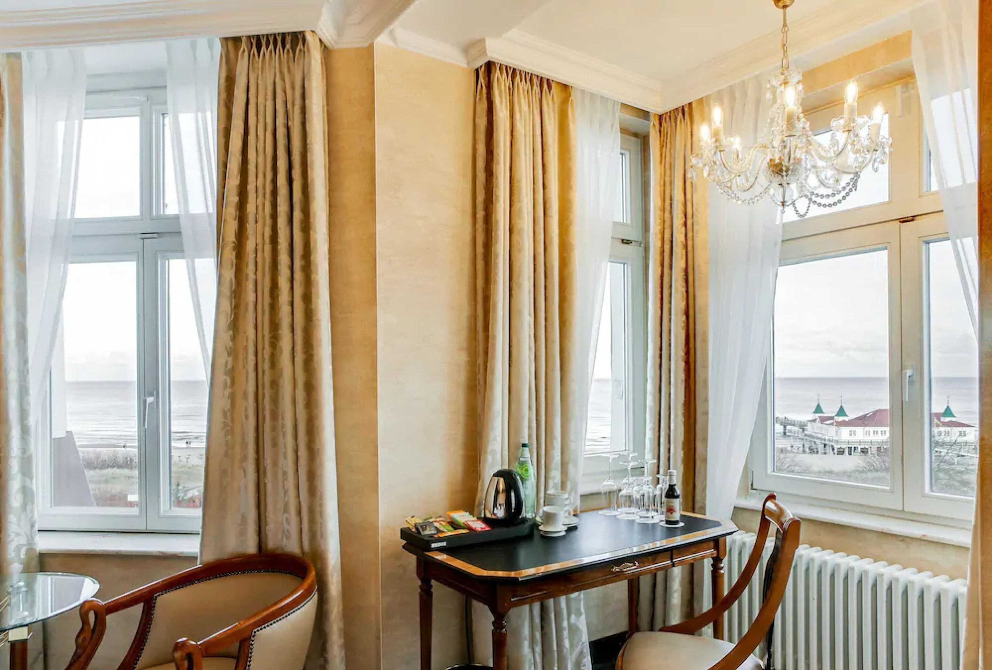 junior suite, sea view | hypo-allergenic bedding, minibar, in-room safe, desk