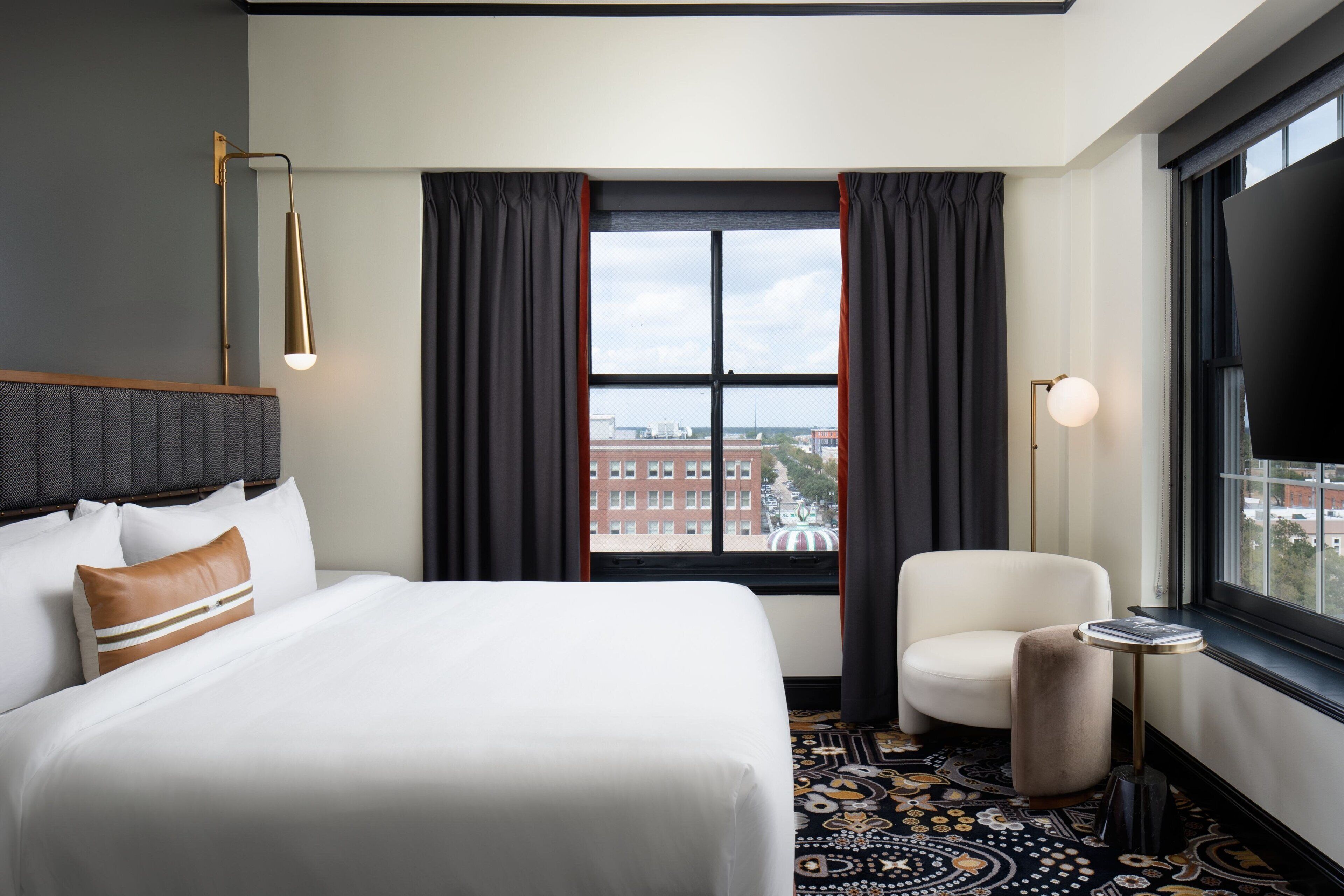 Room, 1 King Bed | City view