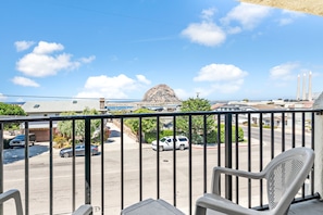 Deluxe Room, 1 King Bed, Balcony, Ocean View | Terrace/patio