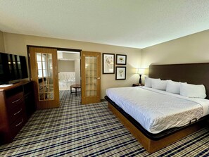 Superior Studio Suite, 1 King Bed, Non Smoking
