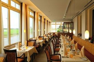 Frühstück, Mittagessen, Abendessen, regionale Küche 