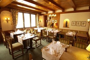 Regional cuisine - Ringhotel Zum Goldenen Ochsen (Stockach)