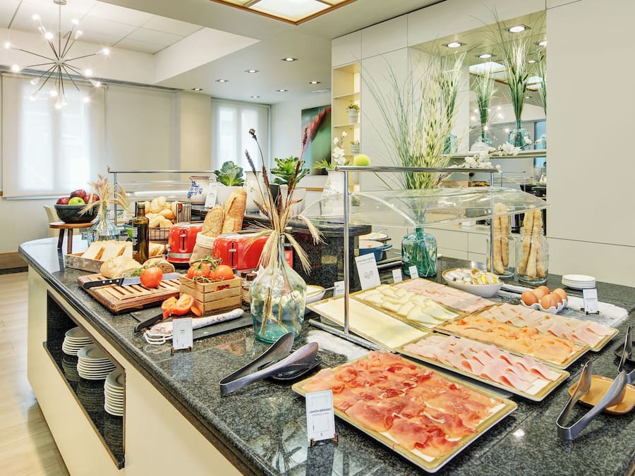 Daily buffet breakfast (EUR 15 per person)