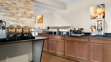 Free daily buffet breakfast