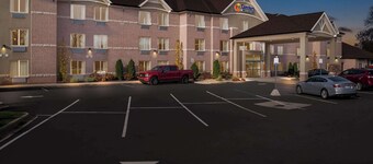 Comfort Inn and Suites Taylor