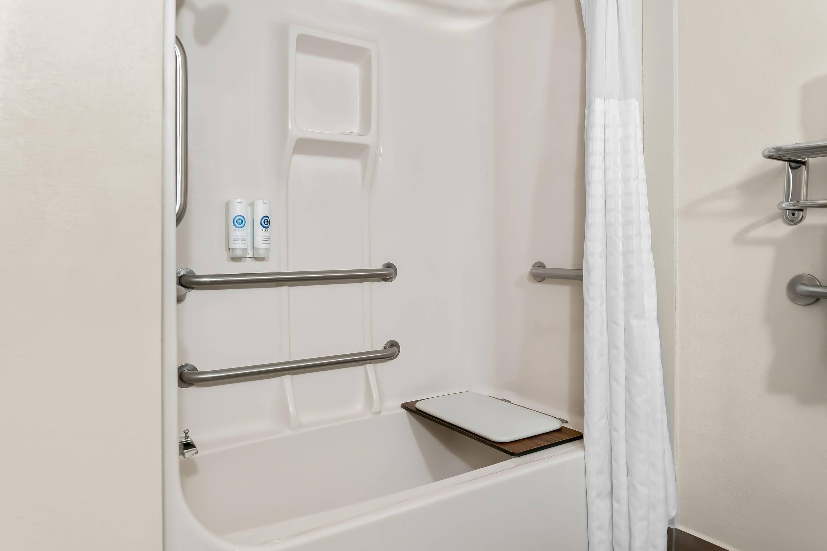 Premium bedding, in-room safe, desk, laptop workspace