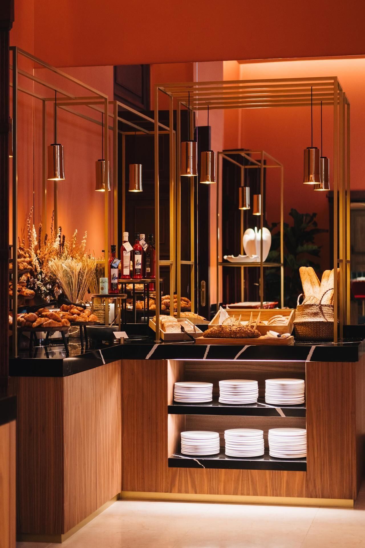 daily buffet breakfast (eur 35 per person)