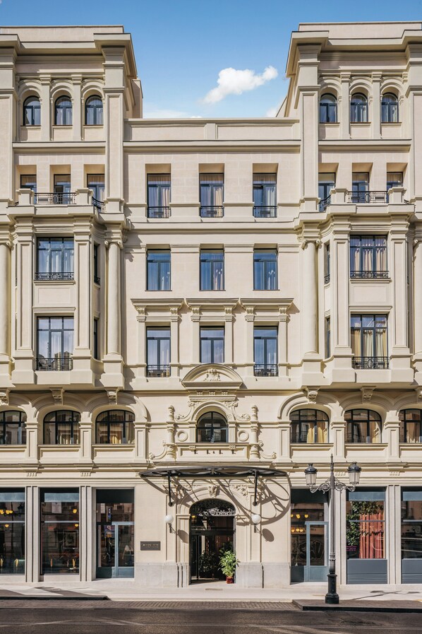 Fachada de la propiedad