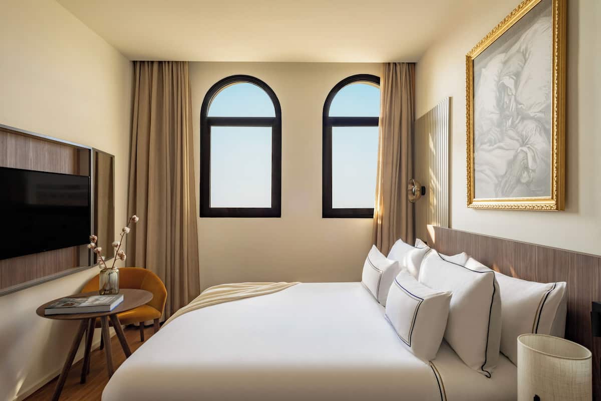The Artist Junior Suite City View & Terrace | Premium bedding, down comforters, pillowtop beds, minibar