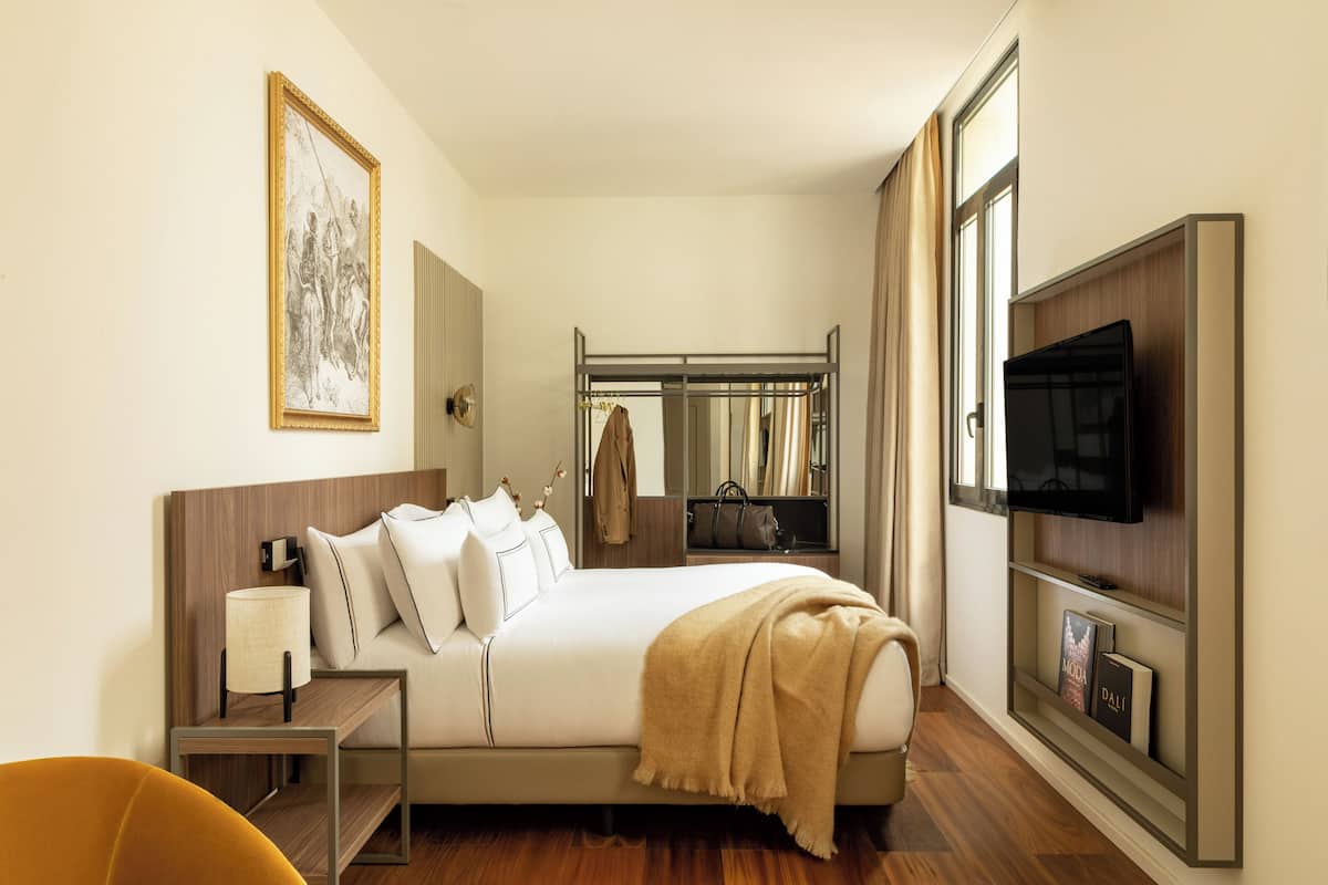 Deluxe Room | Hochwertige Bettwaren, Daunenbettdecken, Pillowtop-Betten, Minibar