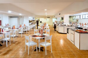 Daily buffet breakfast (EUR 10 per person)