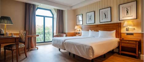 Superior Room, 2 Single Beds, City View