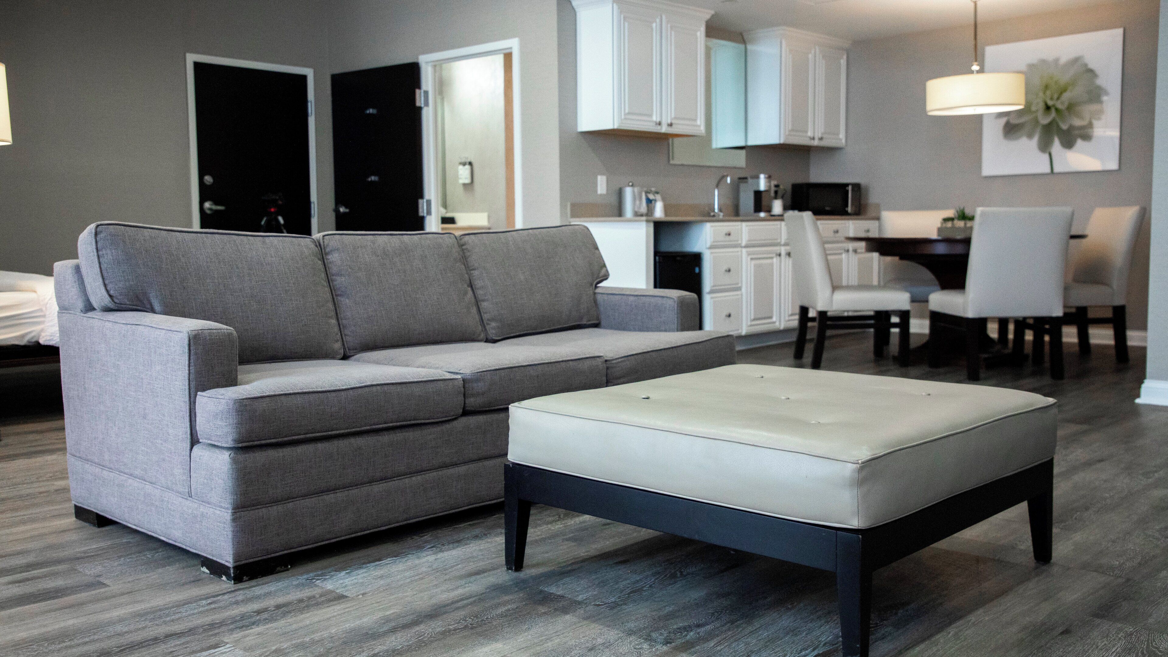 Ropa de cama hipoalergénica, escritorio y cortinas blackout 