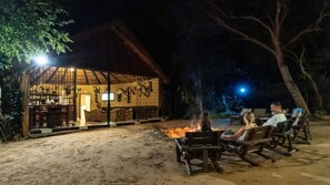 Bar (on property) - Gooderson Bushlands Game Lodge (Hluhluwe)