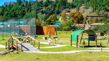 Außen-Kinderspielplatz