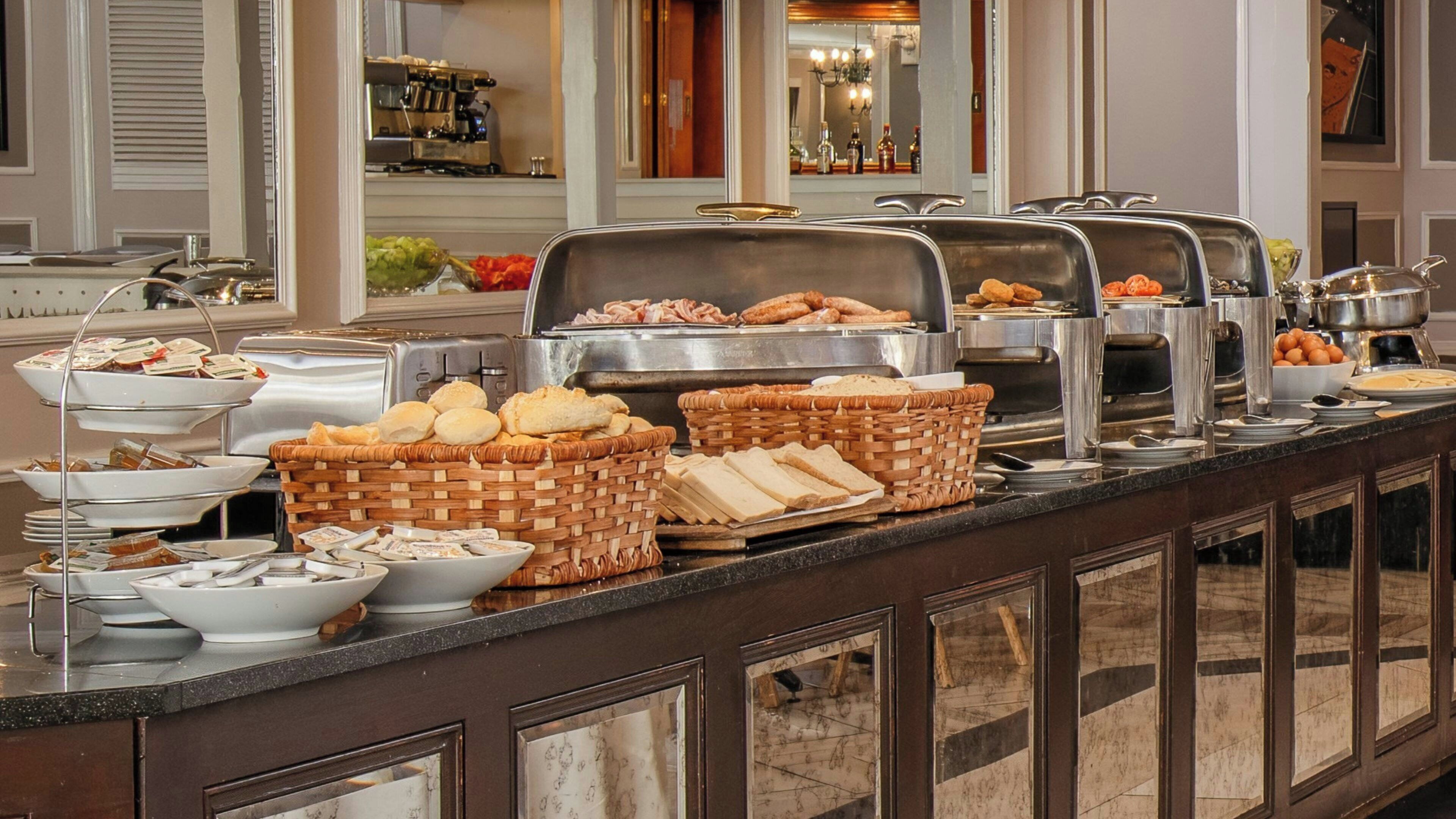 Daily buffet breakfast for a fee
